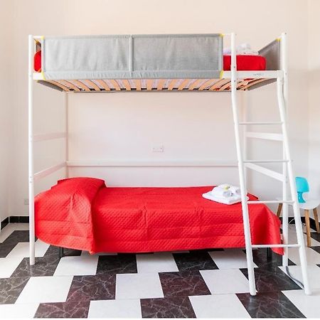 Casa Vacanza Laura Генуя Экстерьер фото