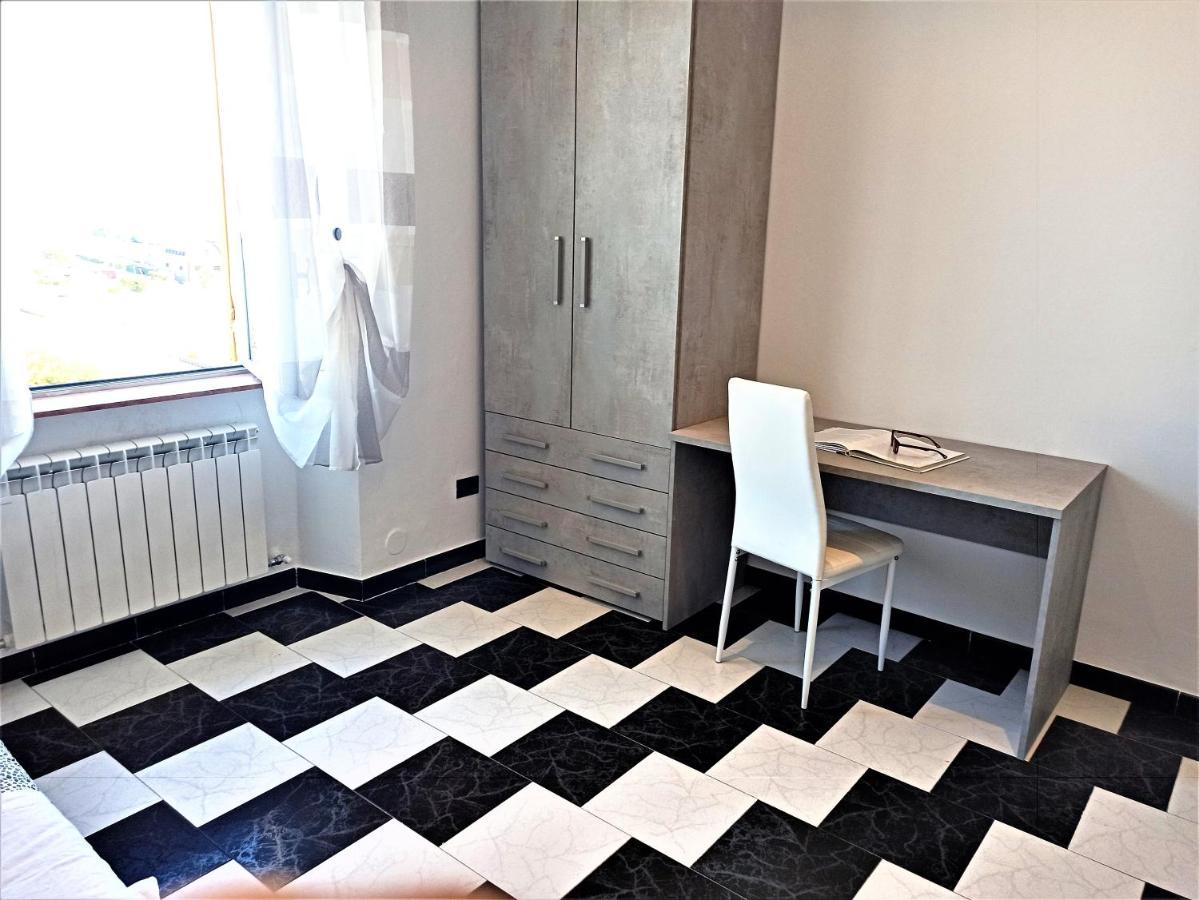 Casa Vacanza Laura Генуя Экстерьер фото